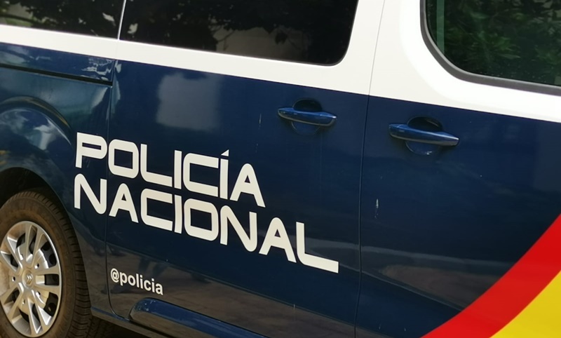 Muere apuñalado un joven y hieren a otra chica en una zona residencial