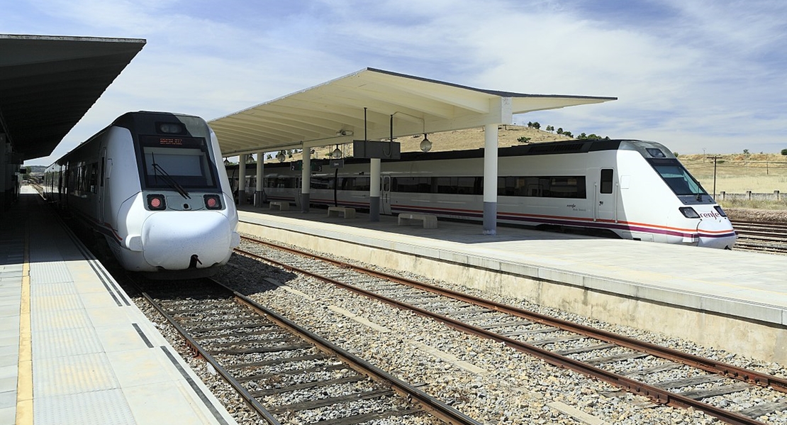 Publicadas las expropiaciones que se llevarán a cabo en un paso de nivel de acceso a Cáceres