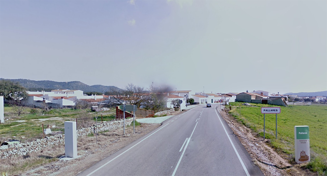 Corte de tráfico en la carretera BA-067 en la travesía de Pallares