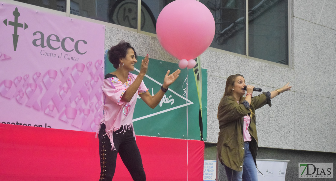 GALERÍA: Imágenes de la V Masterclass de Zumba contra el cáncer de mama