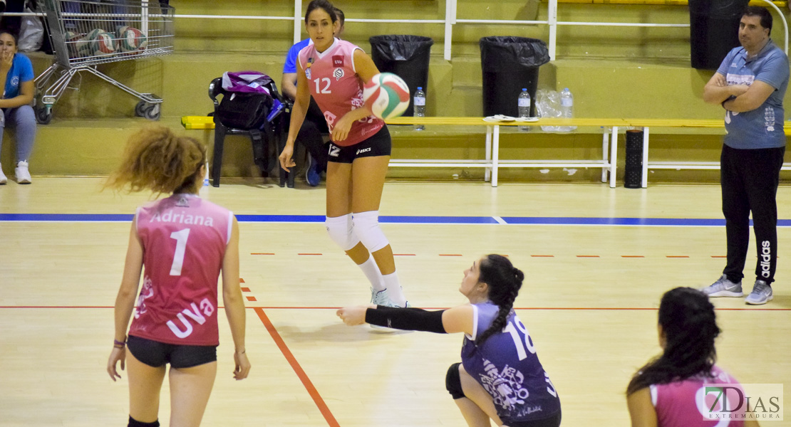 Imágenes del Pacense Voleibol Femenino - Universidad de Valladolid