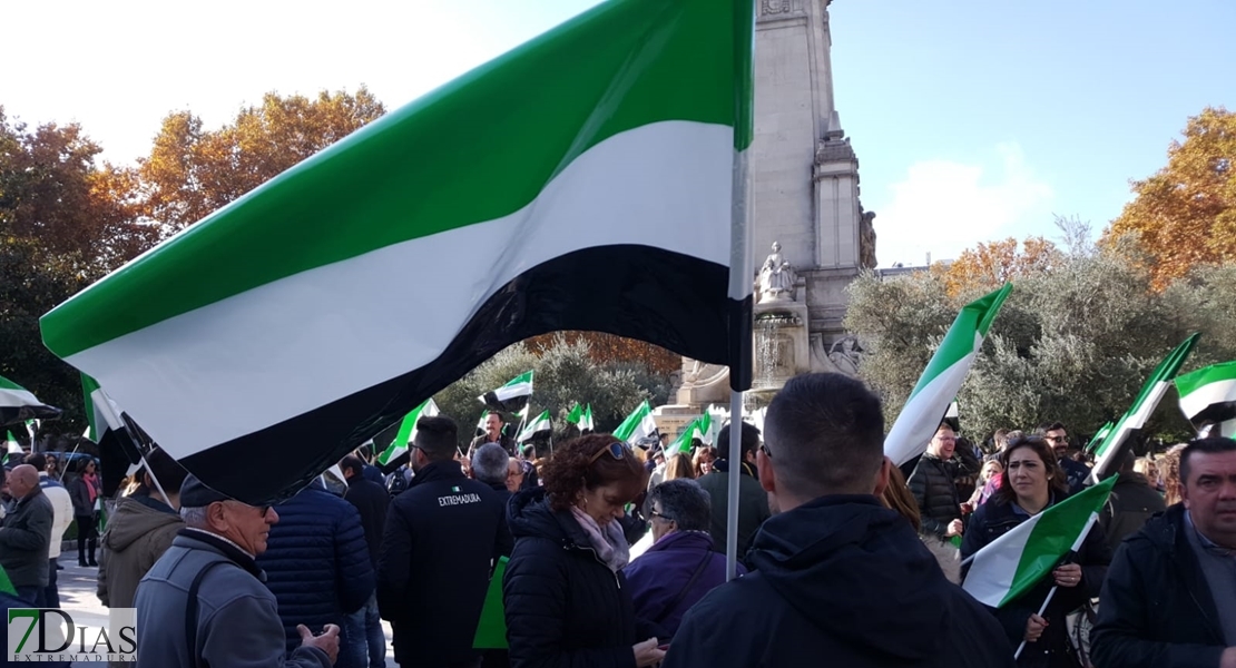 Extremadura pide dignidad ante el Congreso de los Diputados