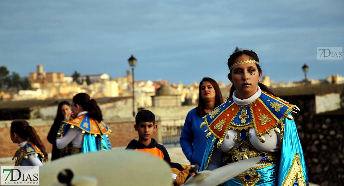 Imágenes que dejan Las Candelas de la margen derecha