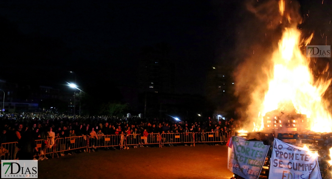 Imágenes que dejan Las Candelas de la margen derecha