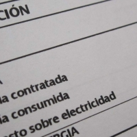 El recibo de la luz se abarata más de un 4% en la primera quincena de febrero