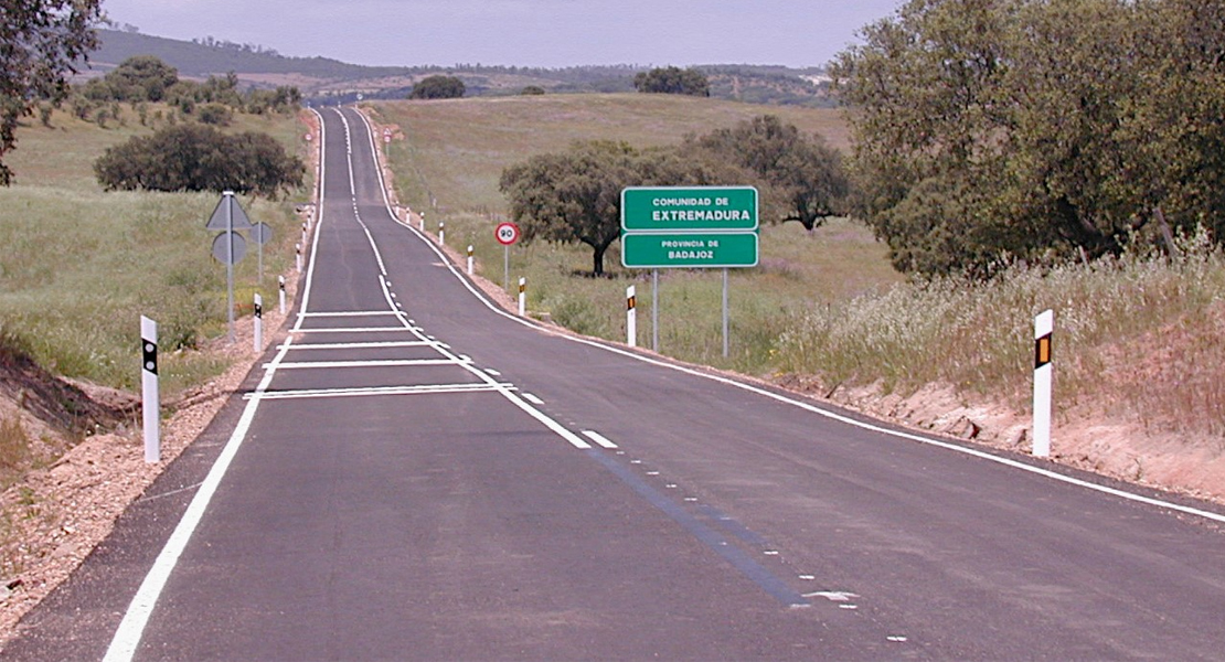 La Diputación continúa con el mantenimiento de su red provincial de carreteras