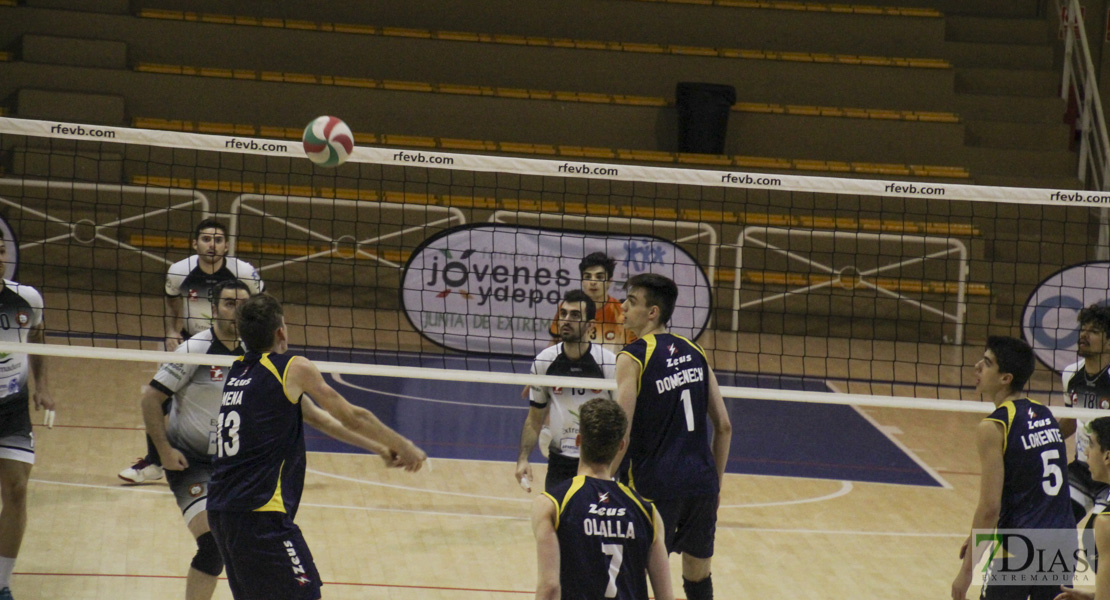 Imágenes del Pacense Voleibol - CyL Palencia