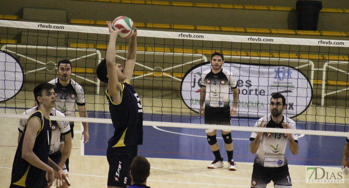 Imágenes del Pacense Voleibol - CyL Palencia