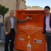 42 contenedores para el reciclado de aceite doméstico en Badajoz