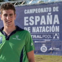 El nadador extremeño César Castro bate el récord de España de 200 libre