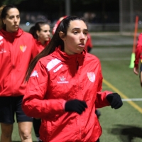 Las jugadoras del Santa Teresa muestran como hacer ejercicio en casa