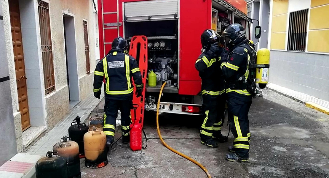 Fallece un hombre en un incendio en Zalamea de la Serena (BA)