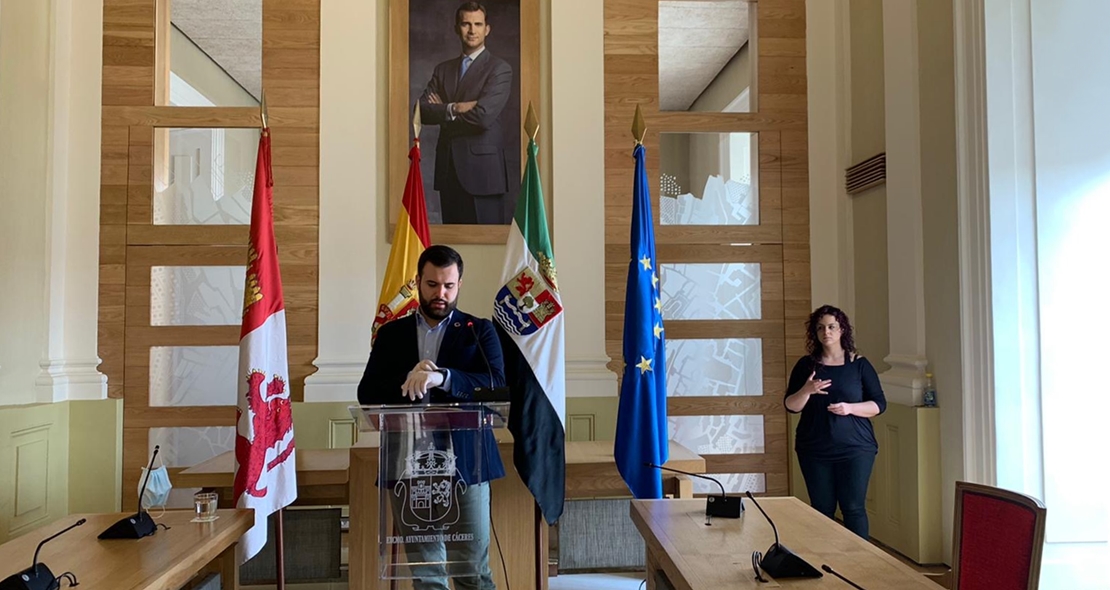 El Ayuntamiento anima a los cacereños a celebrar San Jorge en sus casas