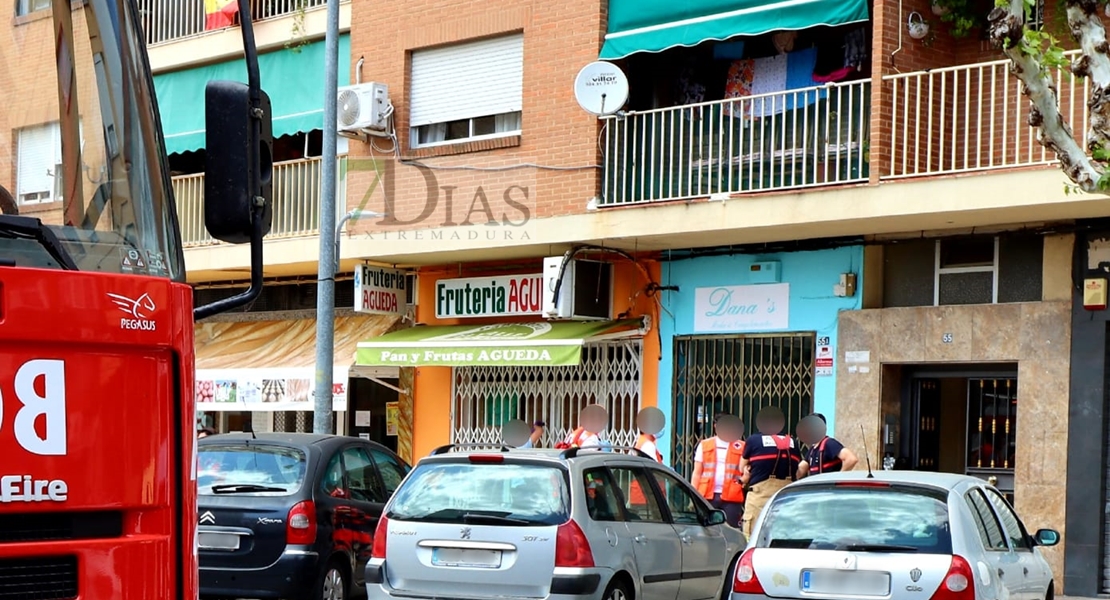 Incendio de vivienda en la barriada pacense de San Roque