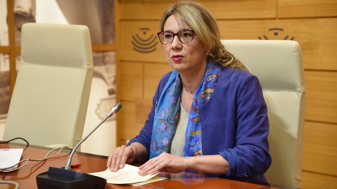 Teniente: “La Junta recorta en servicios esenciales en plena crisis”