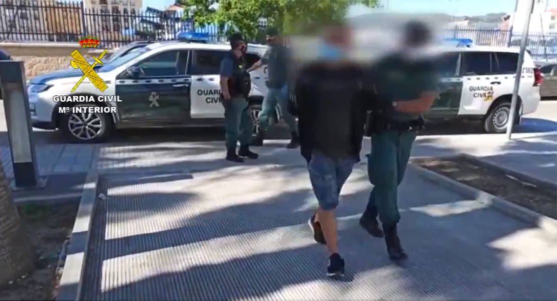 Diez detenidos por robar en casas de campo y establecimientos