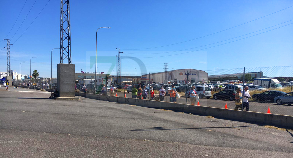 REPOR - Así se ha vivido la vuelta del &#39;mercadillo del domingo&#39; de Badajoz