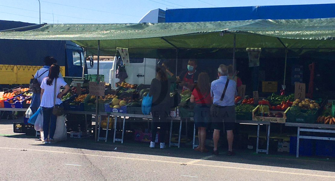 REPOR - Así se ha vivido la vuelta del &#39;mercadillo del domingo&#39; de Badajoz