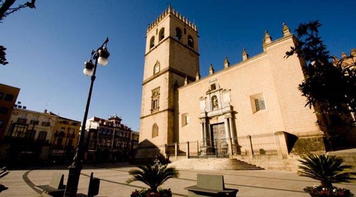 El arzobispo presidirá la misa del día de San Juan en la catedral de Badajoz