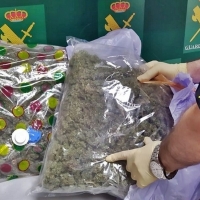 La Guardia Civil interviene más de dos kilos de marihuana en un control en la A-66