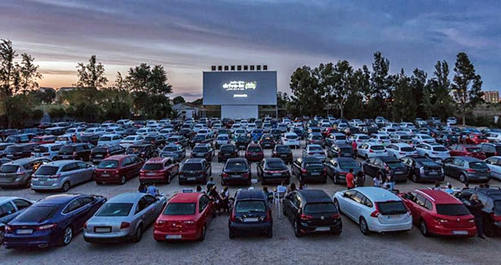 Cáceres apuesta por el autocine este verano