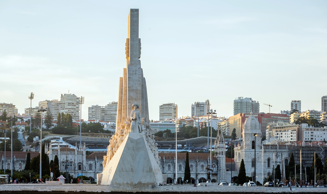 Portugal toma medidas e impone restricciones ante los nuevos brotes de COVID-19