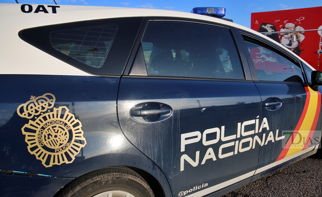 La Policía Nacional intercepta un turismo con 125 kilos de hachís