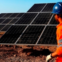 Seis plantas solares fotovoltaicas más en Cáceres