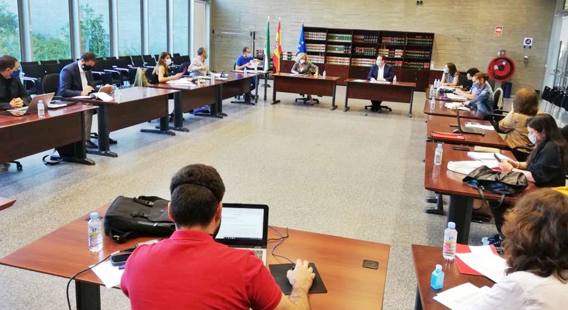 Convocan listas extraordinarias para 45 especialidades de personal docente en Extremadura