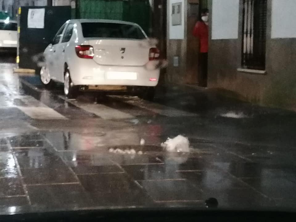 La lluvia provoca derrumbes e inundaciones en Malpartida de Cáceres