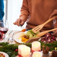 ¿Contarán los niños en el límite de personas de las reuniones de Navidad?