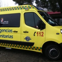 Mueren tres personas tras intentar auxiliar a un camionero accidentado en la A-6