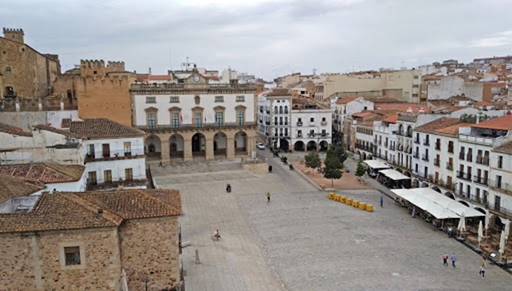 El Ayto de Cáceres destina casi 100.000 euros en ayudas de emergencia social