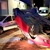 Aparatoso accidente urbano en Villafranca de los Barros