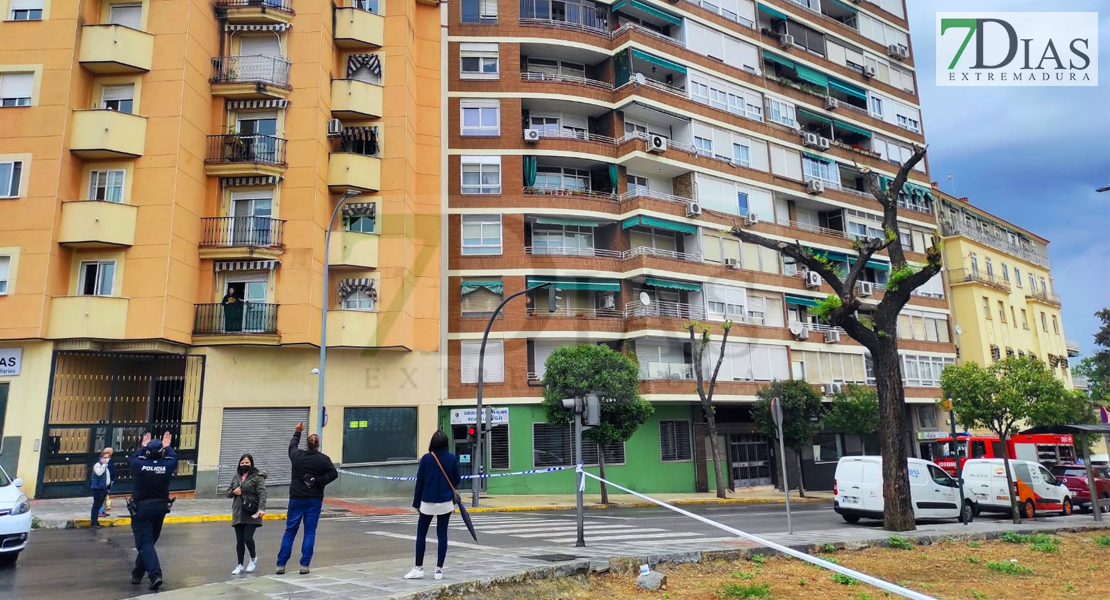 REPOR - Evacúan a vecinos y residentes en Ronda del Pilar por un escape de gas