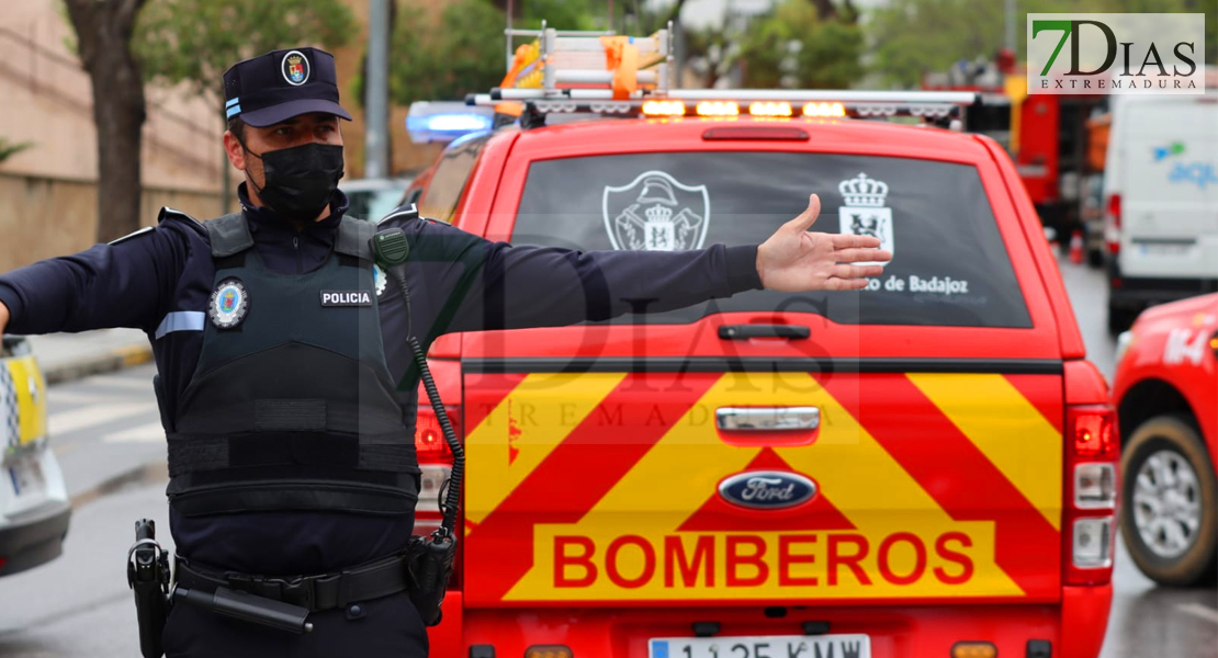 REPOR - Evacúan a vecinos y residentes en Ronda del Pilar por un escape de gas