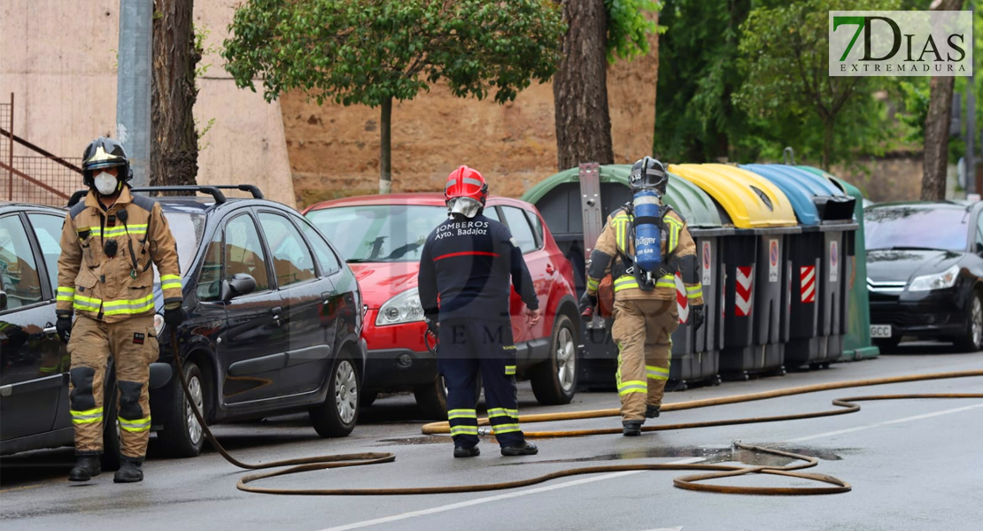 REPOR - Evacúan a vecinos y residentes en Ronda del Pilar por un escape de gas