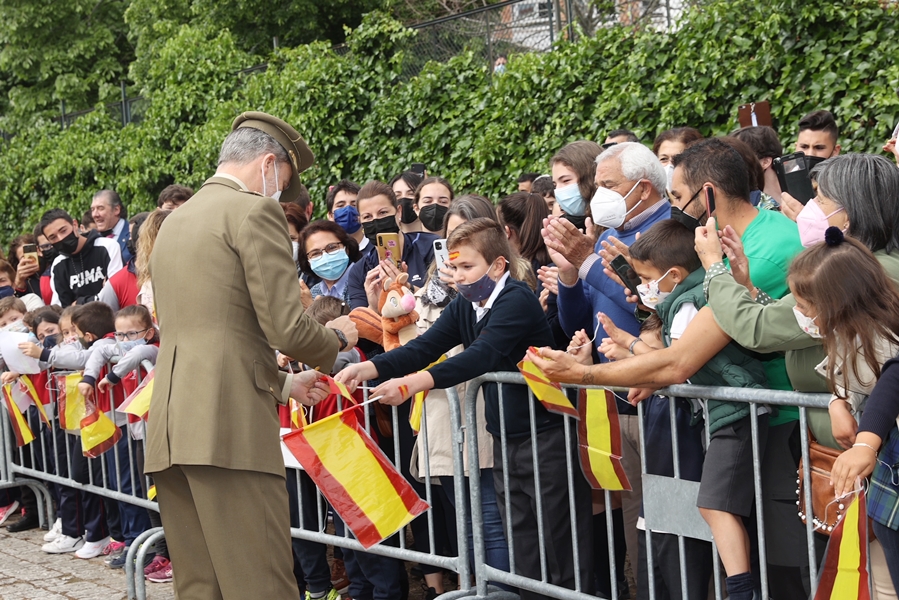 Valencia de Alcántara recibe con los brazos abiertos al Rey Felipe VI