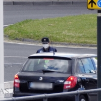 ¿Pueden multar por no llevar mascarilla dentro del coche?