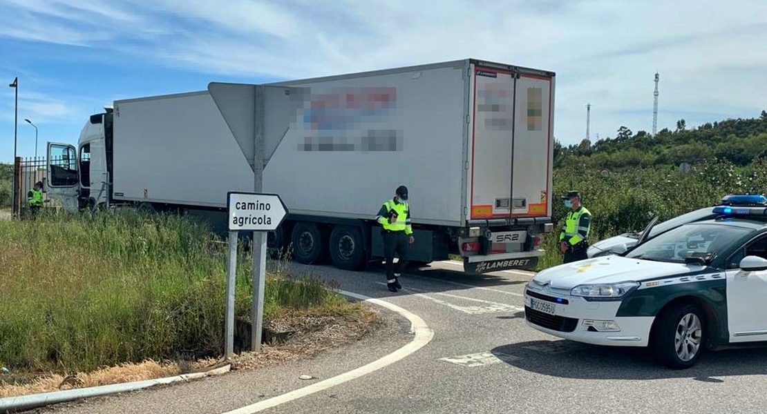 Un camionero conduce por Badajoz bajo la influencia de &quot;drogas tóxicas&quot;