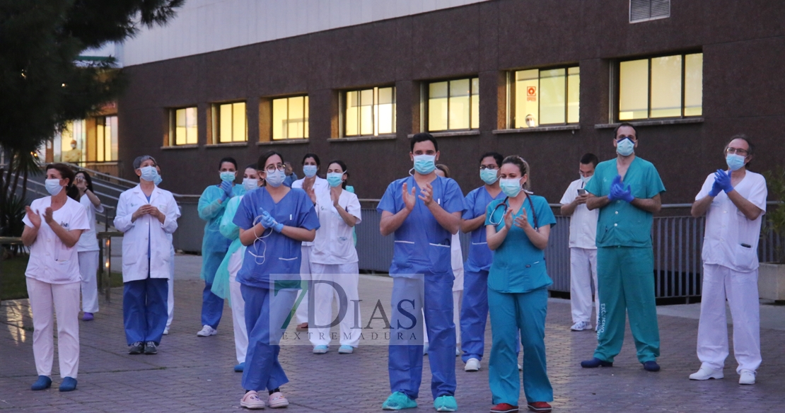 Concierto y homenaje a la enfermería este miércoles a las puertas de los hospitales de Badajoz