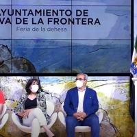 Oliva de la Frontera presenta su Feria de la Dehesa 2021 en FITUR