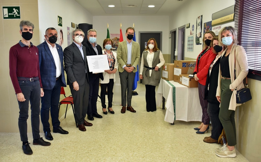 Donan una gran cantidad de material sanitario a San Vicente de Alcántara