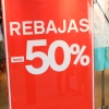 REPOR - Los extremeños aprovechan las primeras rebajas del verano