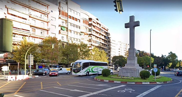 Corte de tráfico en los impares de la avenida de España en Cáceres