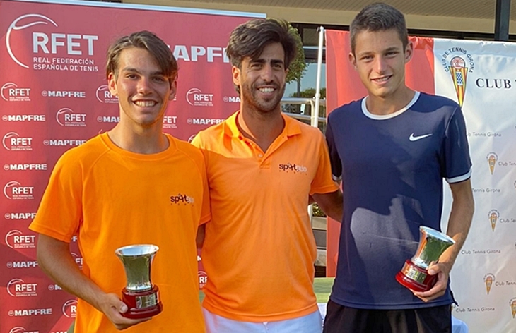 El extremeño Fernando Bulnes campeón de España junior de dobles