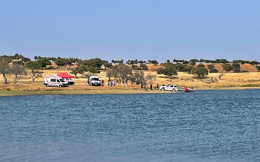 Buscan a una persona desaparecida en el Pantano de Villalba de los Barros