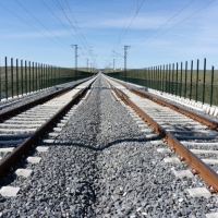 Adjudican el suministro de traviesas para dos tramos de la Alta Velocidad en Extremadura