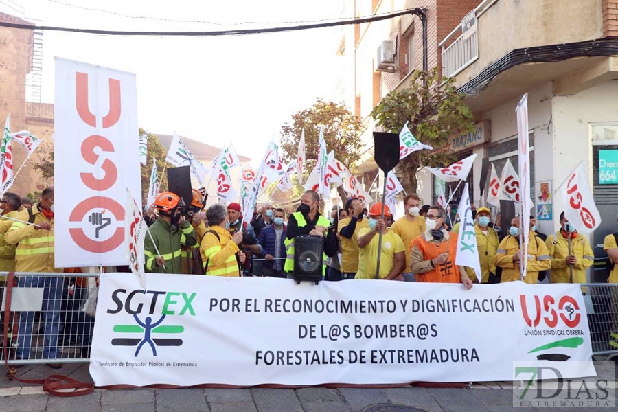 Trabajadores del infoex cansados y agotados de perder diariamente sus derechos