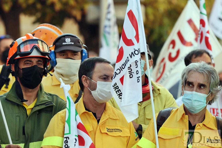 Trabajadores del infoex cansados y agotados de perder diariamente sus derechos